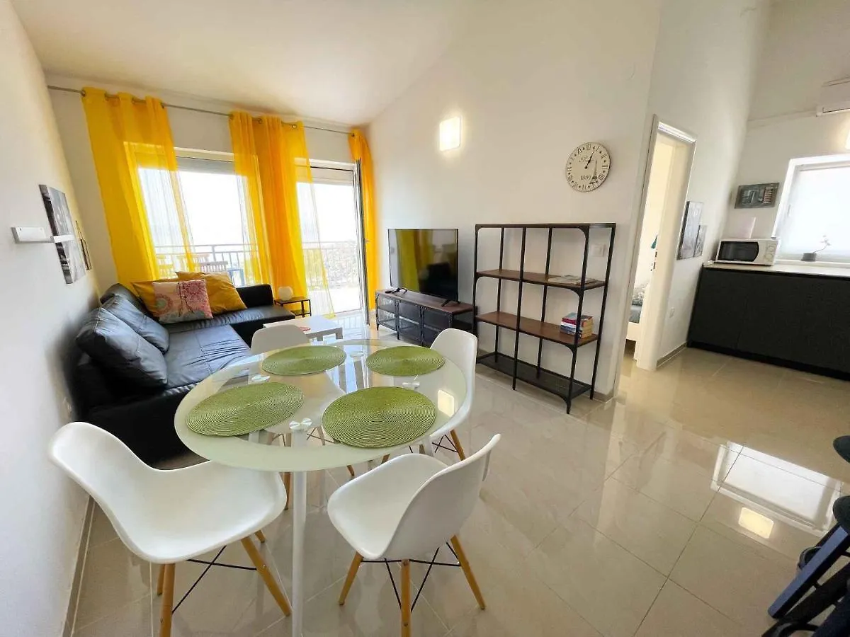 Apartment In Dramalj 42062
