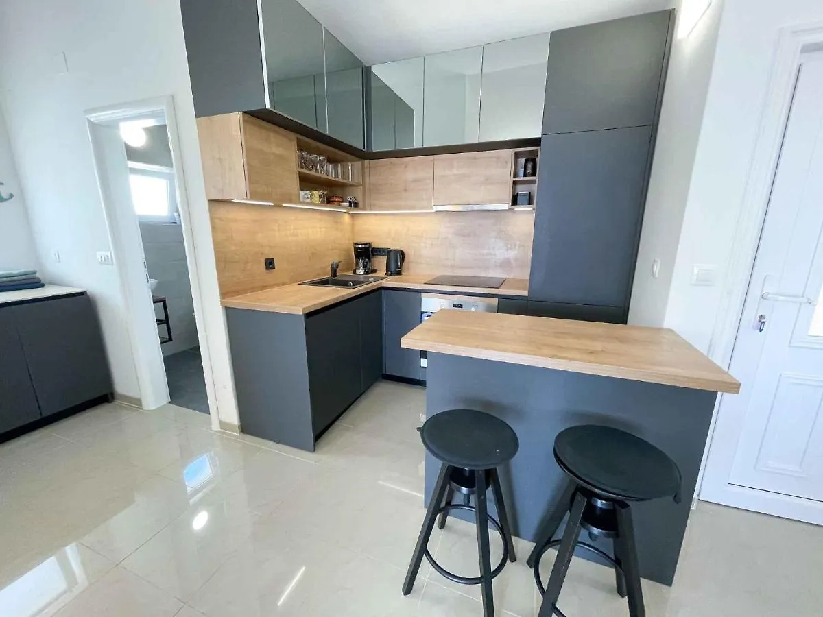Apartment In Dramalj 42062